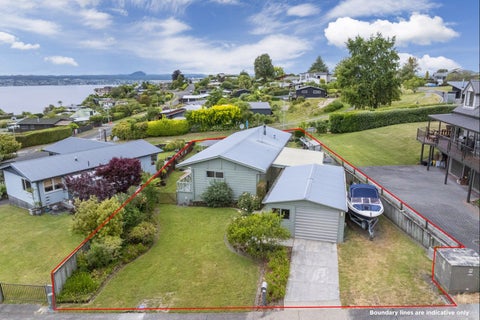 19 Shera Street, Acacia Bay, Taupo