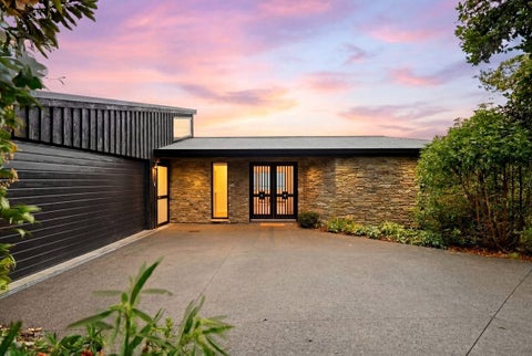 2/24 Revelation Drive, Clifton, Christchurch