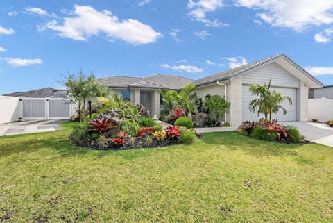 104 Kaurinui Crescent, One Tree Point