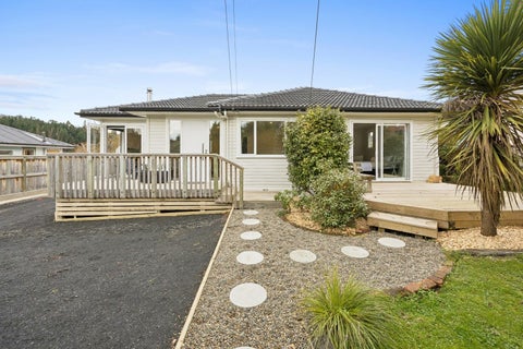 17 Ipswich Street, Bradford, Dunedin