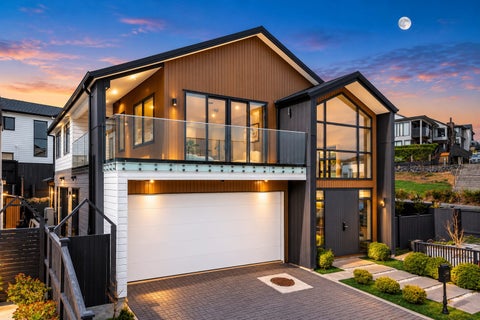 1 Meadowridge Drive, Flat Bush, Auckland