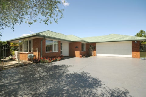 20B Applewood Place, Casebrook, Christchurch