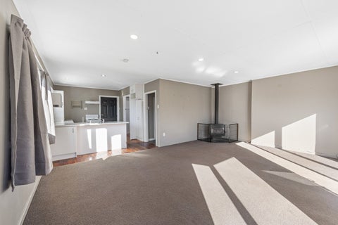 15 York Crescent, Westown, New Plymouth