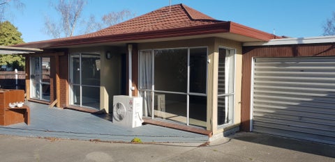 15A Salford Avenue, Redwood, Christchurch