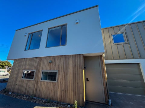 2/149 Edgeware Road, St Albans, Christchurch