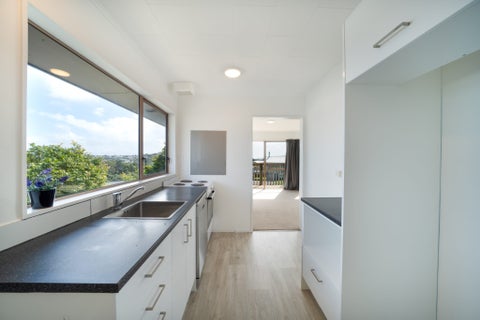 20 Adventure Drive, Whitby, Porirua