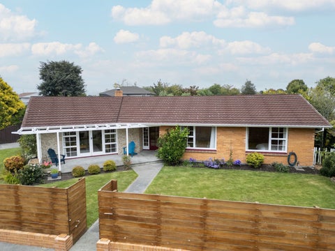 1 Gilmore Place, Burnside, Christchurch