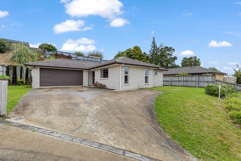 15 Manuka Road, Huntly, Huntly
