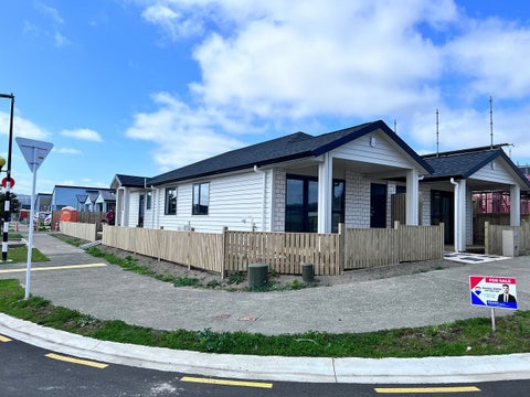 12 Rorotu Avenue, Karaka, Papakura