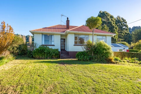 81 Blanket Bay Road, Sawyers Bay, Port Chalmers