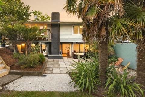 87 Clarkin Road, Fairfield, Hamilton