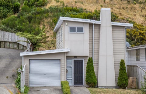48 Erlestoke Crescent, Churton Park, Wellington