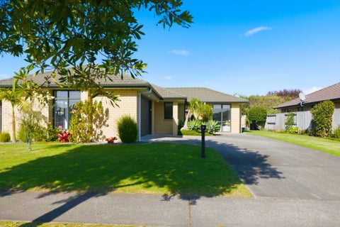96 The Gardens Drive, Papamoa Beach, Papamoa