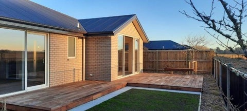 55 Mehrtens Crescent, Woodend, Woodend