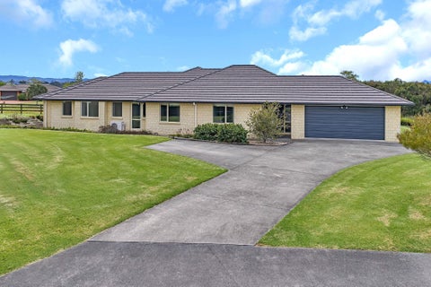 15 Des Terry Way, Waipu, Waipu