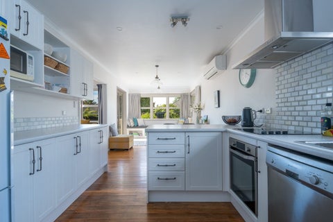1/38 Polstead Road, Stoke, Nelson