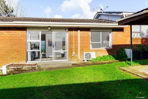 3/11 Alston Avenue, Kelston, Auckland