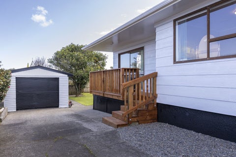 24 Sole Avenue, Bell Block, New Plymouth