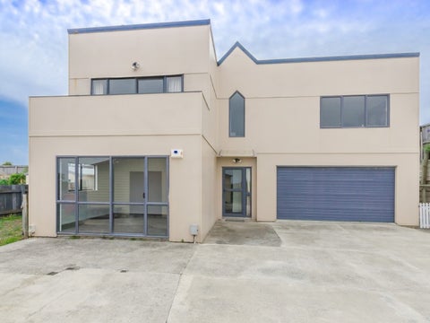 13 Trig Hill Terrace, Waikanae Beach, Waikanae