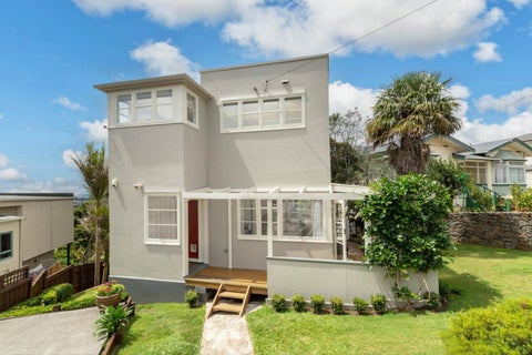 2/51 Te Kawa Road, Greenlane, Auckland