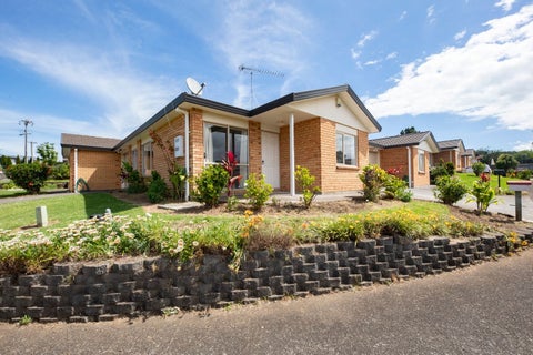 4/15 Hastie Avenue, Mangere Bridge, Auckland
