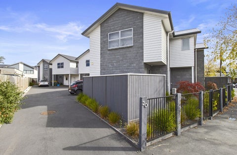 4/20 Jones Crescent, Melville, Hamilton