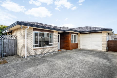29B Horokiwi Road West, Newlands, Wellington
