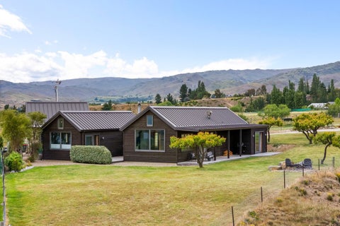 112 Hall Road, Bannockburn, Cromwell