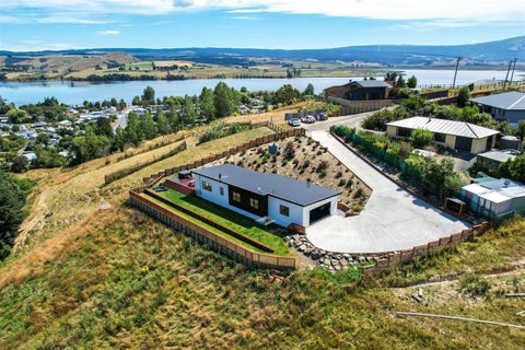 17 Kingsgate Lane, Waihola, Milton