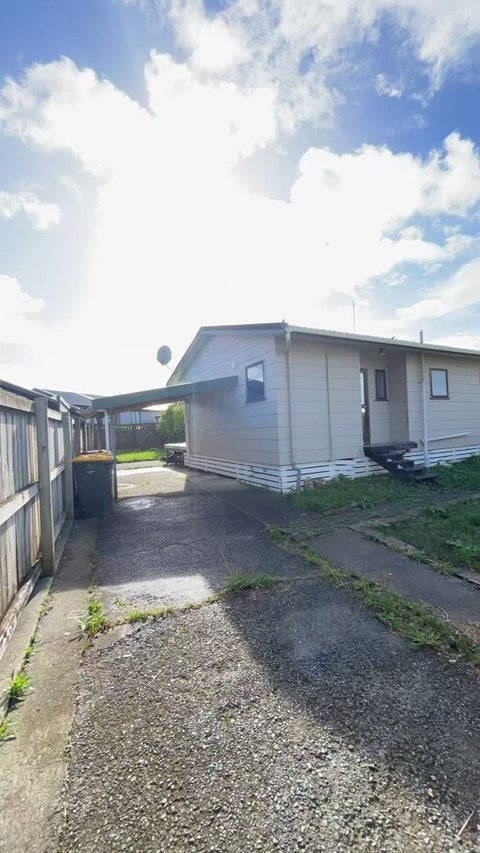2/178 Finlayson Avenue, Clendon Park, Auckland