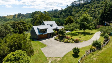 78 Wires Road, Hikutaia