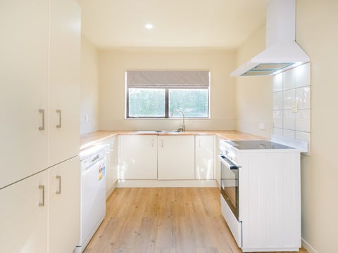 11A Dahlstrom Grove, Kelvin Grove, Palmerston North