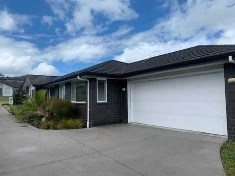 5 Flavell Drive, Orewa, Orewa