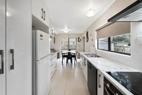 2 Le Havre Place, Takanini, Auckland