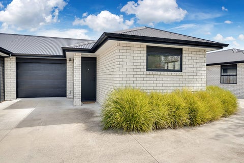 2/11 Forster Avenue, Hillcrest, Hamilton