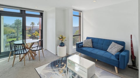 1E/30 Westward Hollow, GLEN EDEN, AUCKLAND