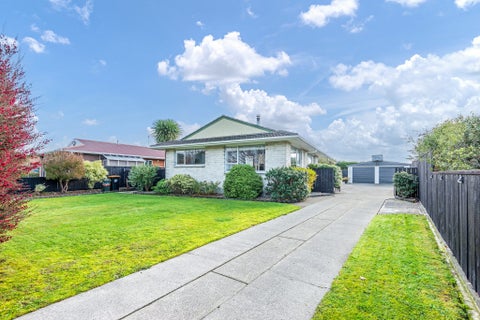 76 John F Kennedy Drive, Milson, Palmerston North