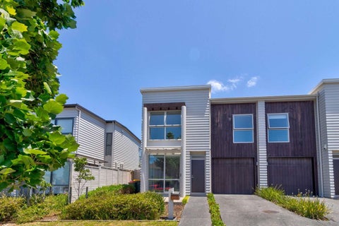 11 Costa Viva Crescent, Karaka, Papakura