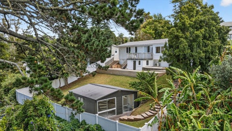 17 Lysander Crescent, Beach Haven, Auckland
