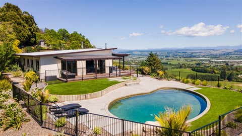 112 Hart Road, Richmond