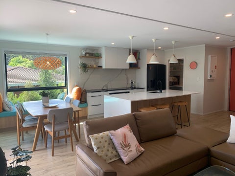 1 Woodfern Crescent, Titirangi, Auckland