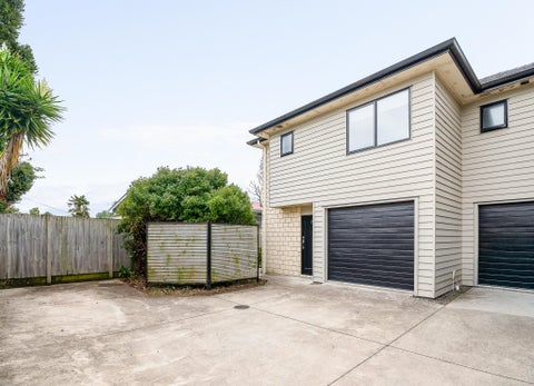 4/56 Storey Avenue, Forest Lake, Hamilton