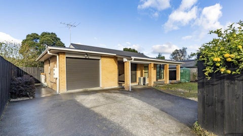 19A Preston Avenue, Henderson, Auckland