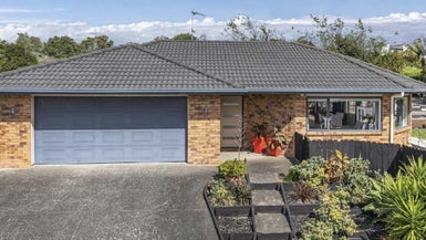 51 Jadewynn Drive, Massey, Auckland