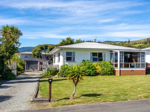 13 Churchill Avenue, Richmond
