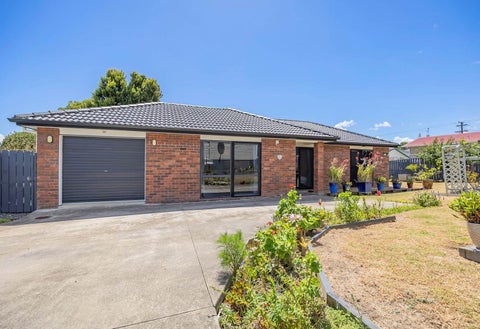 52 Hobart Crescent, Wattle Downs, Auckland