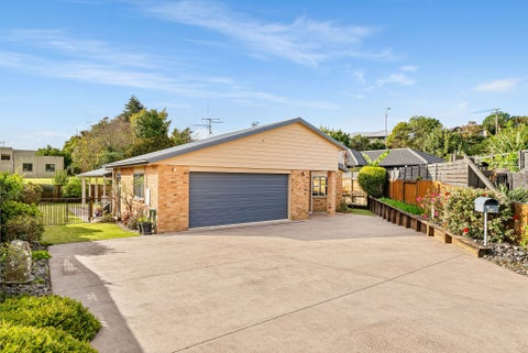 51 Discovery Avenue, Welcome Bay, Tauranga