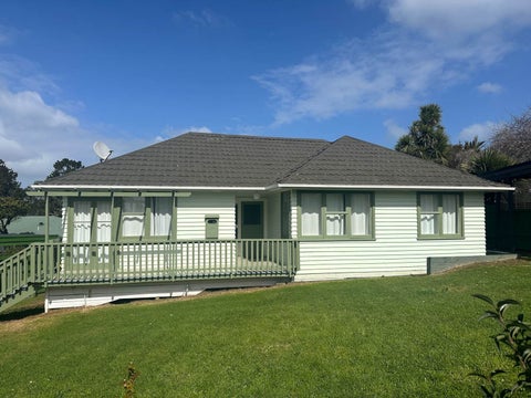4/331 Royal Road, Massey, Auckland