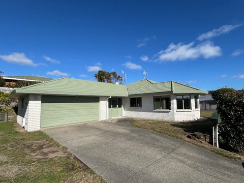 135 Realm Drive, Paraparaumu, Paraparaumu