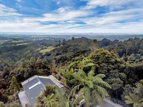 493 Scenic Drive, Waiatarua, Auckland